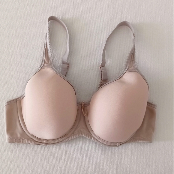 Wacoal Basic Beauty Spacer T-Shirt Bra, size 36C - Picture 2 of 14